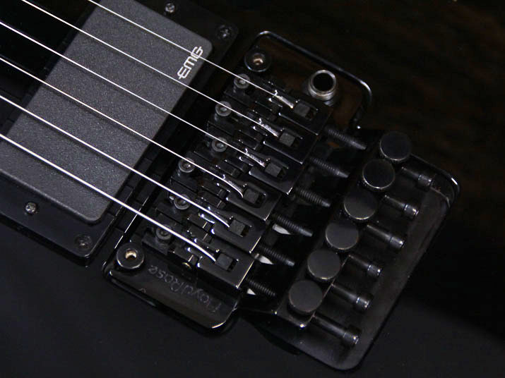 E-II M-II NECK THRU Black 4