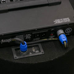 Acoustic Image Model 411 AA Coda R Series 2a ボディー裏面 サムネイル