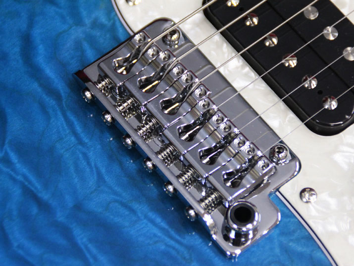 T's Guitars DST-Classic 22 Droptop Quilt Faded Bora Bora Blue 4