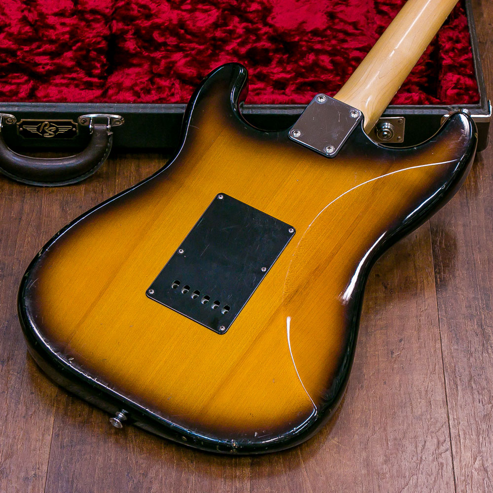Moon Stratocaster 2 Tone Burst 4