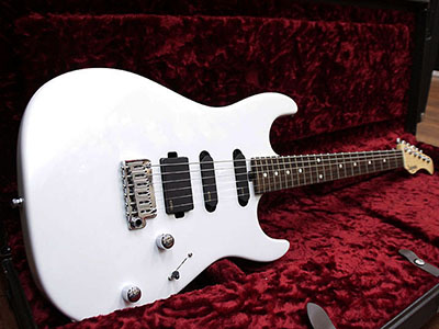 Sadowsky Guitars R3 Pearl White