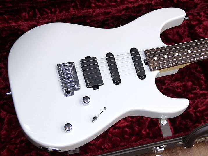 Sadowsky Guitars R3 Pearl White 2