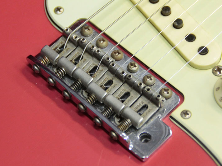 Fender Custom Shop 1961 Stratocaster Relic Fiesta Red 7