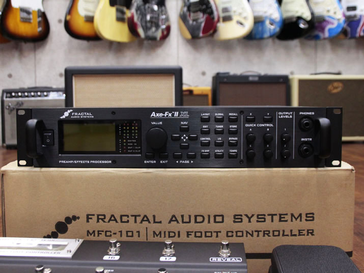 Fractal Audio Systems AXE FX II XL with MFC-101 MK III & EV-1 2