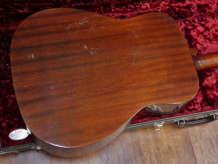 YAMAHA FG-160E 4