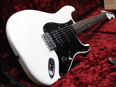 NO BRAND Jake E Lee Stratocaster Type White