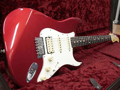 Fujigen Neo Classic Stratocaster Candy Apple Red