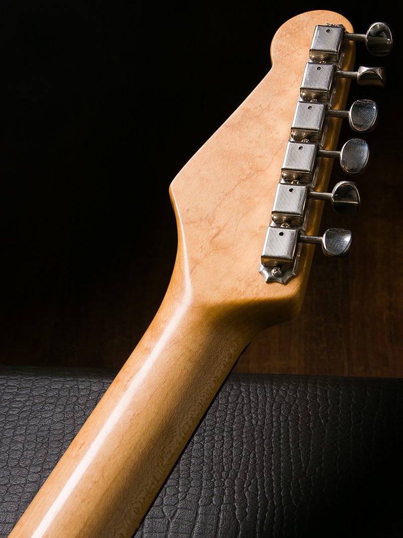J.W.Black Guitars JWB-S Vintage White Midium Soft Aged 7