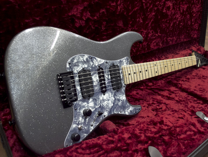 Tom Anderson The Classic Sparkle Charcoal 1