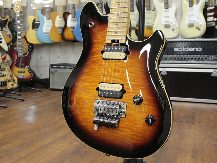 PEAVEY USA EVH Wolfgang Flame Top Tobacco Sunburst 13