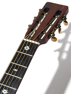 Martin 00-21 1966 ヘッド正面 サムネイル