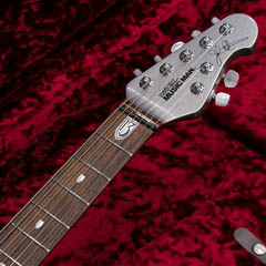 MUSIC MAN JP13 BFR 7strings Platinum Silver John Petrucci Signature ヘッド正面 サムネイル