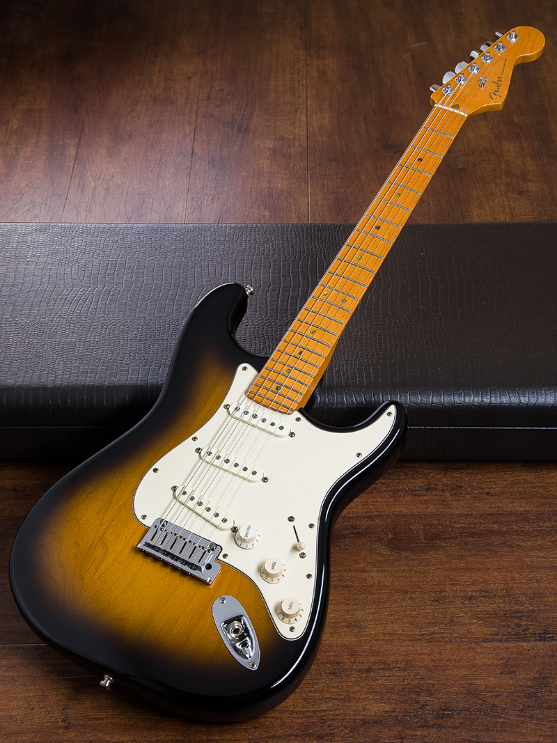 Fender USA American Deluxe Stratocaster 2TB 2005 1