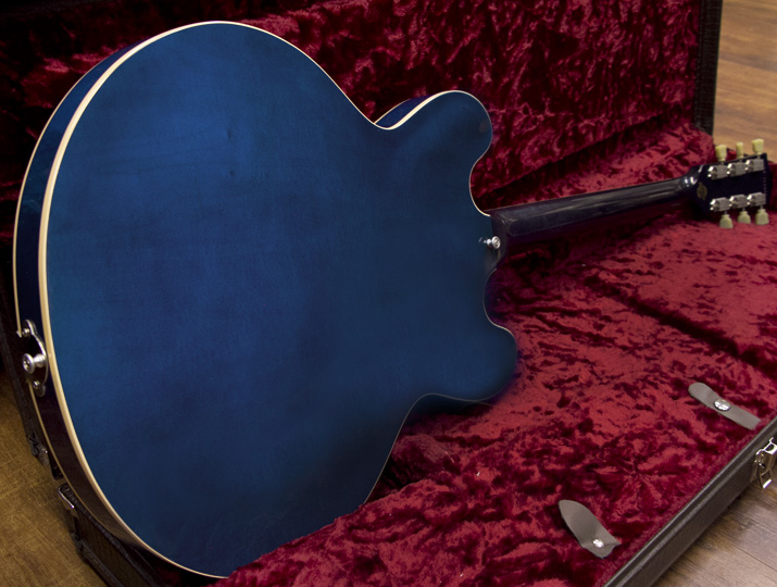 Gibson Custom Shop ES-330 Dogear Trans Blue 2