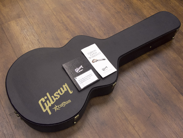 Gibson Custom Shop ES-330 Dogear Trans Blue 7