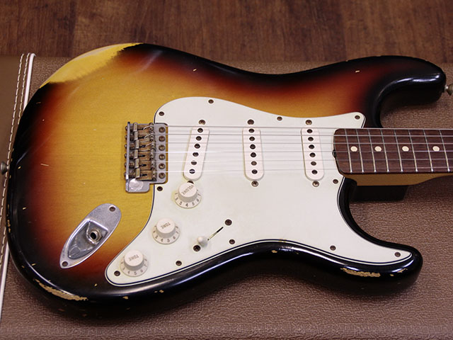 Fender Custom Shop 1960 Stratocaster Relic 3TS 2