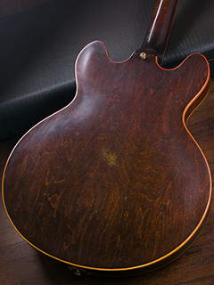 Gibson ES-345TD Walnut 1971 ボディー裏面 サムネイル