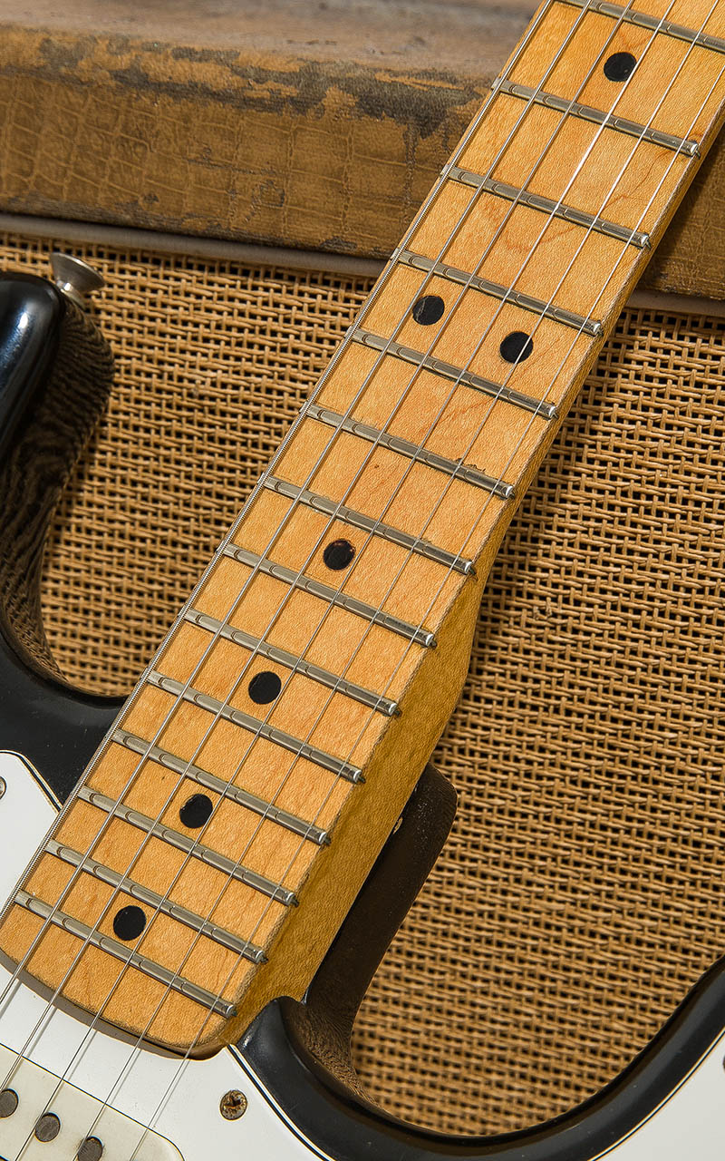 Fender USA Stratocaster Black 1975 13