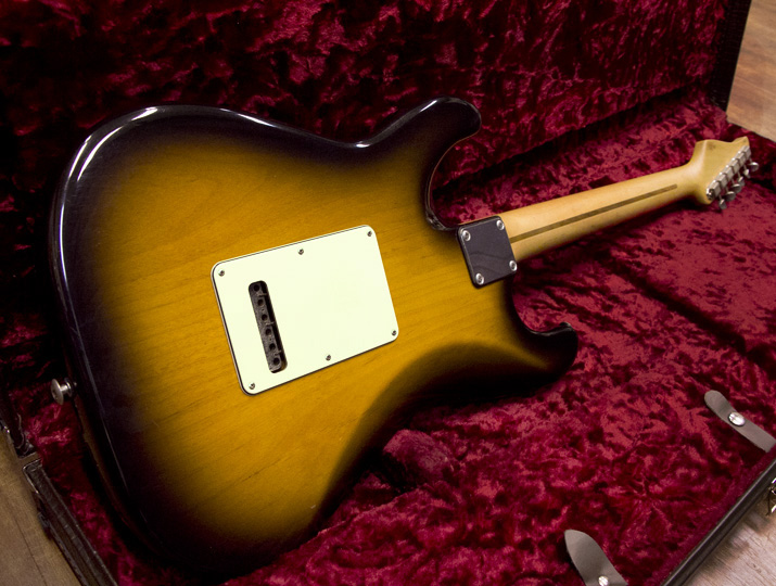 Suhr Classic 2Tone Burst 2001 2