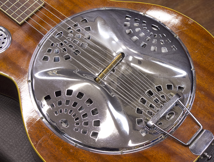 Dobro Resonator 60s Wood 7