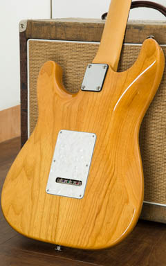 Suhr Classic Trans Blue Denim Slate ボディー裏面 サムネイル