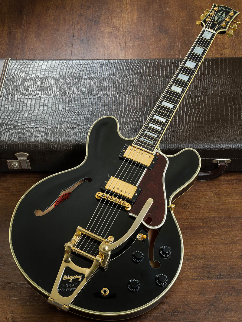 Gibson Custom Shop ES-355 with Bigsby Ebony Fingerboard Ebony Black 2007 1
