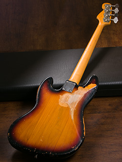 Fender USA American Vintage 62 Jazz Bass 3TS Aged ボディー正面 サムネイル
