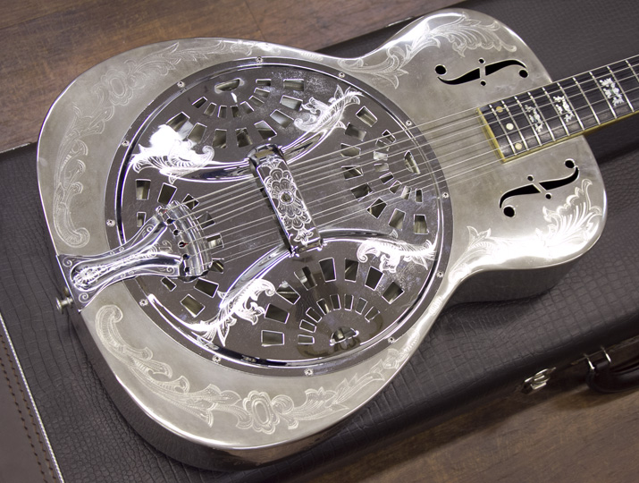 Dobro Resonator OMI Round Neck 3