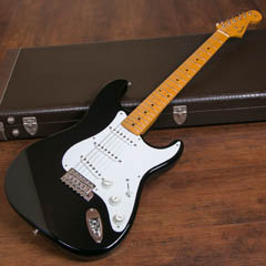 Fender Japan ST57-70TX Black 全体正面 サムネイル