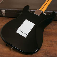 Fender Japan ST57-70TX Black ボディー裏面 サムネイル