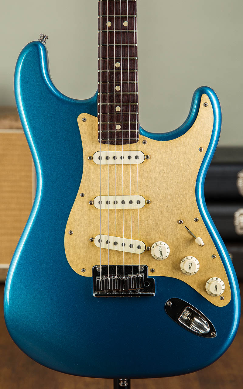 Fender Custom Shop Custom Classic Stratocaster Lake Placid Blue 2007 3