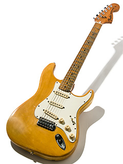 Fender USA Stratocaster Blonde 1973 全体正面 サムネイル