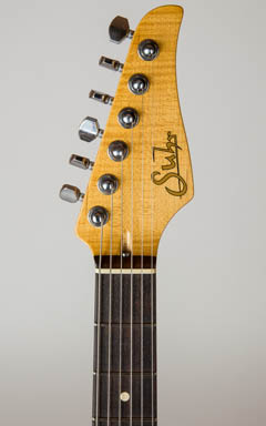 Suhr Classic Antique Pro SSH Black 2016 ヘッド正面 サムネイル