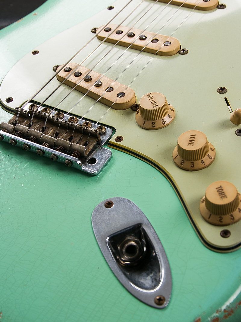 Fender Custom Shop 1960 Stratocaster Relic Matching Head Surf Green 2011 11