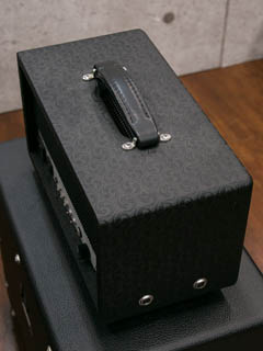 Bogner Atma 18 Head Comet/Salt&Pepper ボディー正面 サムネイル