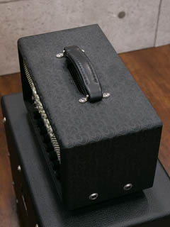 Bogner Atma 18 Head Comet/Salt&Pepper ボディー裏面 サムネイル