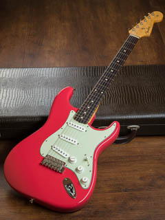 Fender Custom Shop 2016 Japan Exclusive Spec Piece 62 Stratocaster NOS Faded Fiesta Red 全体正面 サムネイル
