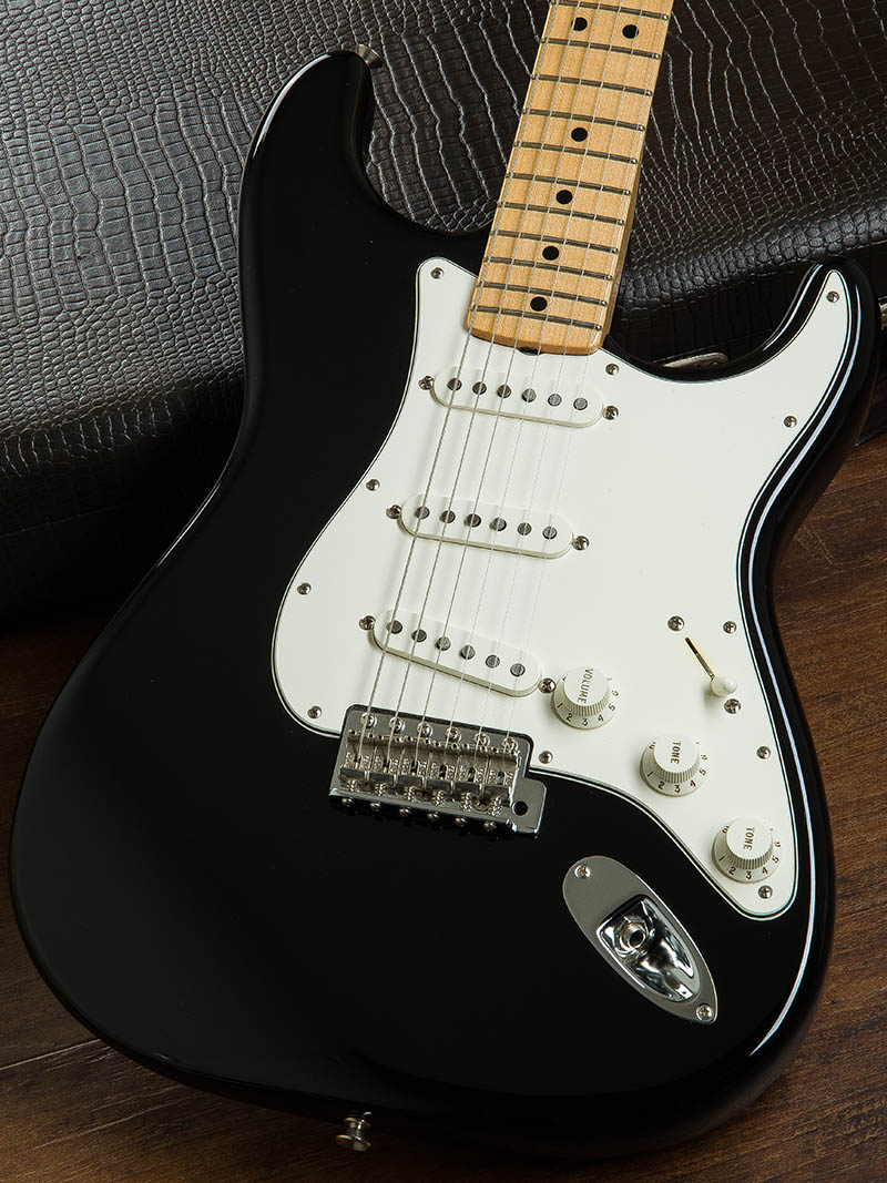 Fender Custom Shop 1969 Stratocaster NOS Black 2013 3