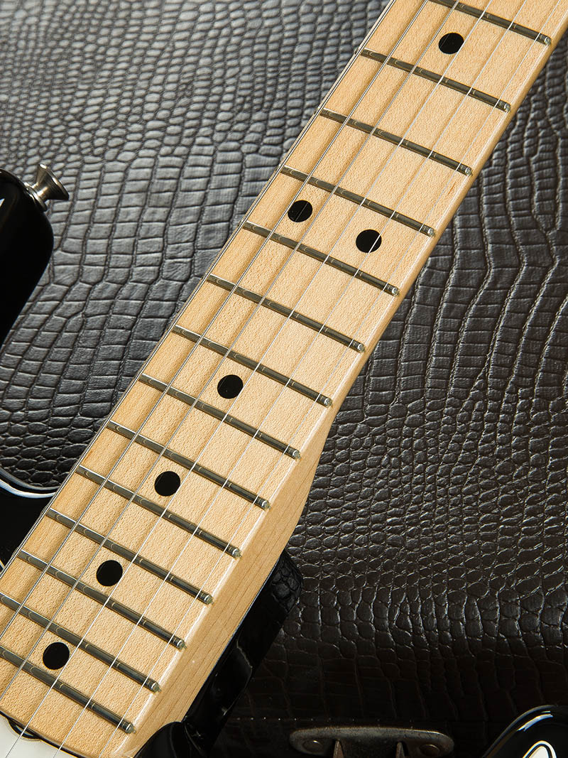 Fender Custom Shop 1969 Stratocaster NOS Black 2013 6