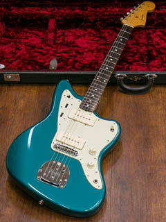 Fender USA American Vintage 1962 Jazzmaster Ocean Turquoise Metallic 全体正面 サムネイル