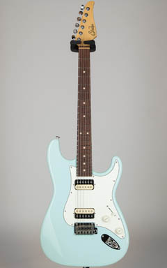 Suhr Classic Pro Sonic Blue 2014 全体正面 サムネイル