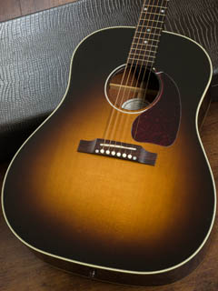 Gibson J-45 Standard Piezo ボディー正面 サムネイル