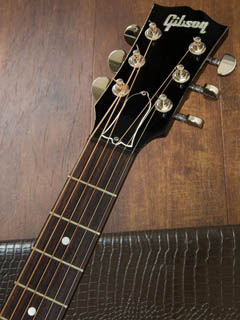 Gibson J-45 Standard Piezo ヘッド正面 サムネイル