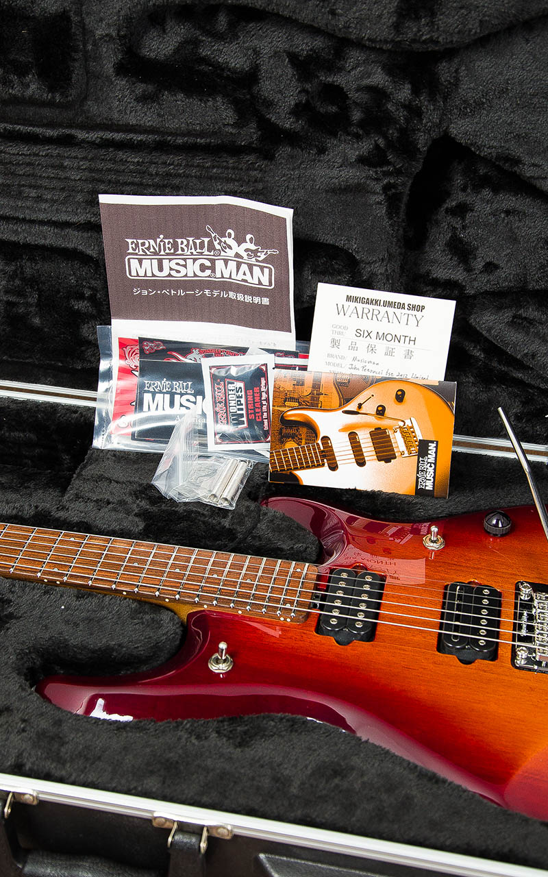MUSIC MAN John Petrucci 6ST 2012 Limited Edition Special Honey Burst 9