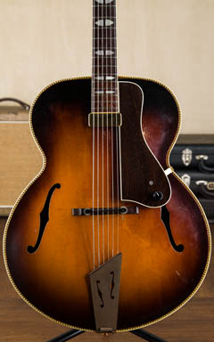 Gibson L-10 1937 ボディー正面 サムネイル
