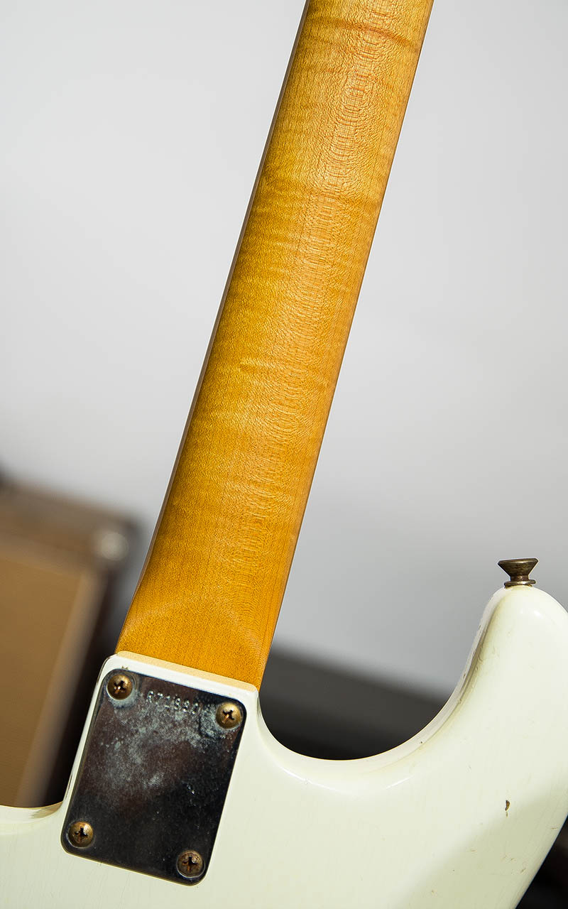 Fender Custom Shop 1961 Stratocaster Relic Quartersawn Flame Maple Olympic White 2013 8
