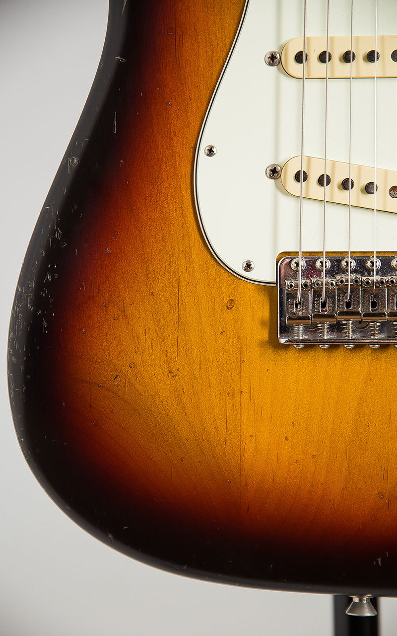 No Brand 60's Type Stratocaster 3Tone Sunburst Aged 12