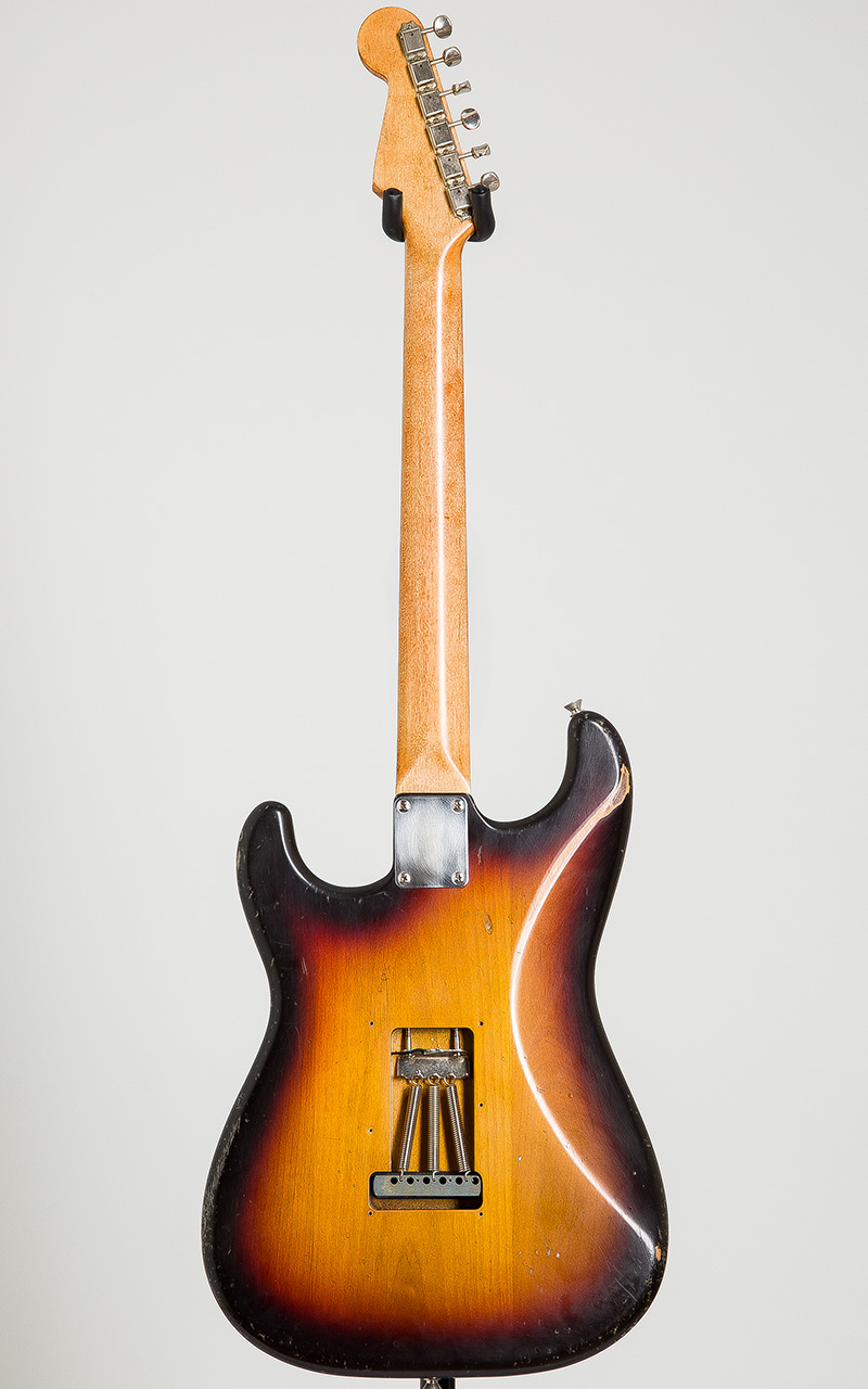 No Brand 60's Type Stratocaster 3Tone Sunburst Aged 2