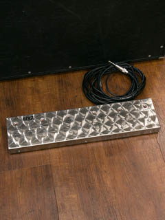 ENGL INVADER 150 Head with E412Vintage Cabinet & Z-9 MIDI Foot Switch【送料無料】 ボディー正面 サムネイル