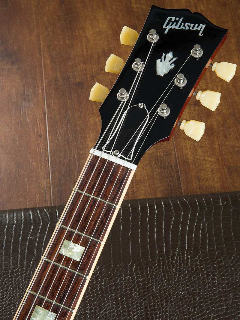 Gibson Memphis ES-390 Cherry 2013 5